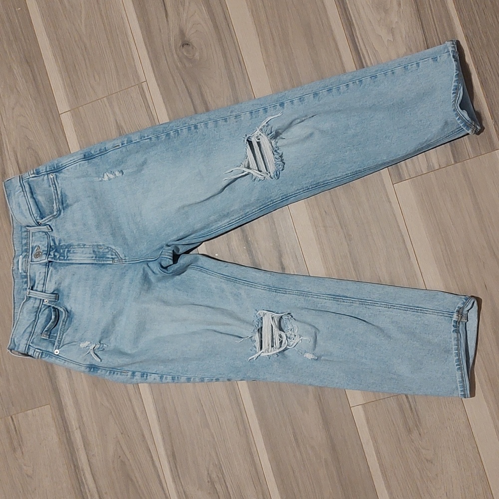 Old Navy loose boyfriend light wash jeans